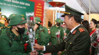 Vững tin lên đường nhập ngũ