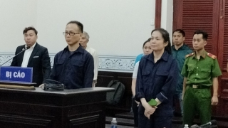 Phó giám đốc tham ô hàng trăm lượng vàng của công ty lãnh án chung thân