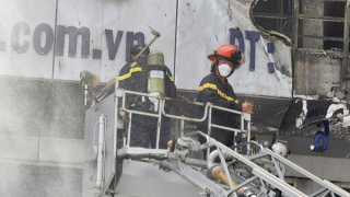 Vụ cháy Garage xe Kim Thu ở TP Cần Thơ: Ngọn lửa bốc ra từ phòng sơn