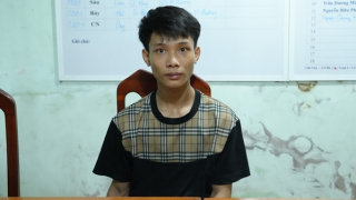 Bắt nhóm thanh niên đang sử dụng ma túy, "lòi" đối tượng trốn truy nã