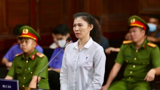 Bị cáo Đặng Thị Hàn Ni và Trần Văn Sĩ đều hối hận về sai trái của mình