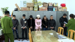 Nhóm thanh niên đi ăn cưới rồi rủ nhau bay lắc