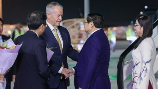 Thủ tướng tới Melbourne, bắt đầu dự Hội nghị Cấp cao ASEAN-Australia