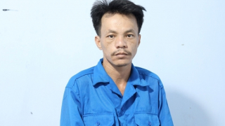 Trộm xe tải bán sang Campuchia đánh bạc