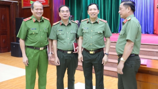 Đảm bảo tính thiết thực, hiệu quả trong trang cấp vũ khí cho Công an các đơn vị, địa phương