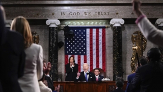 Tổng thống Biden thẳng thắn chỉ trích ông Trump trong Thông điệp Liên bang