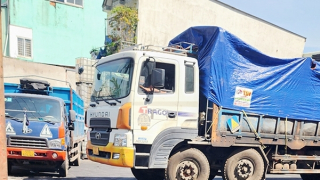 Lỏng lẻo trong kiểm soát thu gom, vận chuyển và xử lý chất thải nguy hại