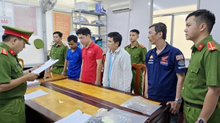 Khởi tố nhóm nhân viên công ty giao hàng nhanh dùng thủ đoạn “ỉm” tiền hàng