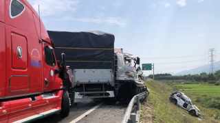 Vụ tai nạn làm chết 3 mẹ con trên cao tốc Cam Lộ - La Sơn: Một phần nguyên nhân do đường hẹp, thắt cổ chai