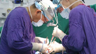 Để người nghèo cũng được ghép tạng