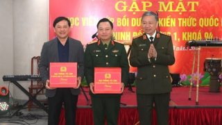 Bộ Công an gặp mặt học viên Lớp bồi dưỡng kiến thức Quốc phòng, An ninh