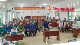 Nhóm tội phạm đòi bảo kê quán nhậu lĩnh trên 30 năm tù