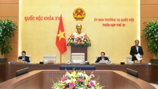 Đề nghị quy định đường cao tốc tối thiểu phải 4 làn đường và có làn dừng khẩn cấp