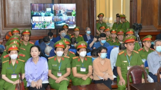 Cựu giám đốc "nói không" với ký hoàn thiện hồ sơ giúp Trương Mỹ Lan là ai?