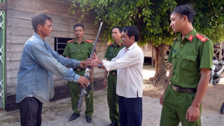 Ngăn ngừa hiểm họa súng tự chế ở vùng cao