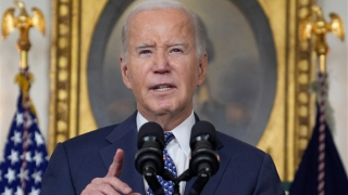 Ông Biden vượt xa đối thủ về vận động quỹ tranh cử