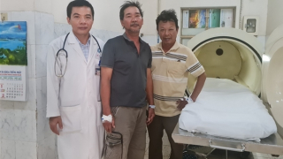 Hai người bán vé số suýt mất mạng do ngủ gần máy phát điện