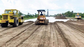 Tiếp tục mở rộng thí điểm dùng vật liệu cát biển để xây dựng đường ôtô