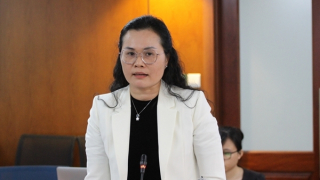 Phụ huynh thận trọng khi đóng học phí theo các "gói đầu tư" nhiều năm