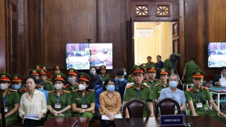 Các bị cáo mong Hội đồng xét xử khoan hồng, giảm nhẹ hình phạt