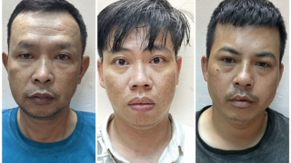 Ba đối tượng rủ nhau làm giả căn cước công dân rồi vay tiền ngân hàng