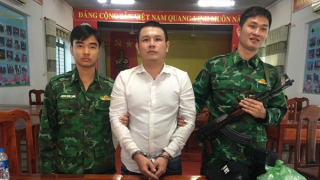 Xuất cảnh đi đánh bạc rồi mang ma túy trở về