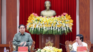 Thủ tướng Phạm Minh Chính làm việc với Ban Thường vụ Tỉnh ủy Tiền Giang