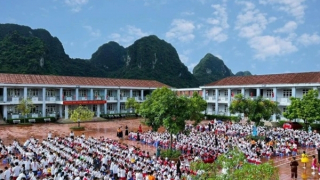 33 học sinh có biểu hiện ngộ độc sau bữa ăn bán trú