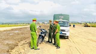 Công an xã góp phần tích cực khởi động dự án giao thông ven biển Phú Yên