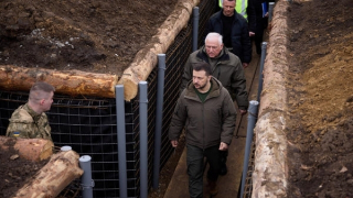 Tổng thống Zelensky thừa nhận Ukraine sẽ thua Nga nếu không có Mỹ giúp