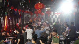 29 đối tượng dương tính với ma tuý bay lắc trong quán bar