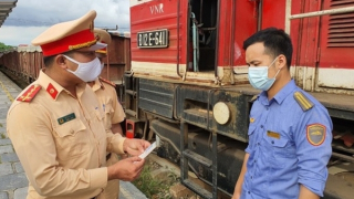 Những đề xuất về nhiệm vụ, quyền hạn của lực lượng CSGT trong giao thông đường sắt