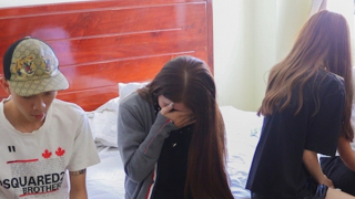 Nhóm thanh niên nam nữ thuê phòng khách sạn để “bay lắc”