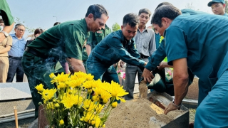 Tổ chức truy điệu và an táng hài cốt liệt sĩ vừa tìm thấy ở Phú Yên