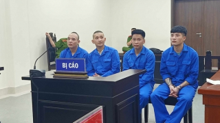 Gây trọng án vì mâu thuẫn thi công trần nhà bị sập