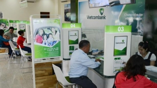 Thủ tướng yêu cầu tăng cường giải pháp tăng trưởng tín dụng, giảm lãi suất, công khai lãi suất