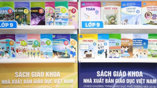Sách giáo khoa năm học 2024-2025 giảm giá