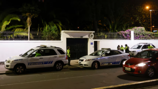 Mexico đình chỉ quan hệ song phương với Ecuador