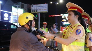 Công an tỉnh Bình Dương dốc sức đảm bảo an toàn giao thông