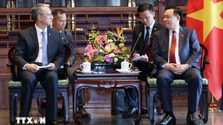 Chủ tịch Quốc hội Vương Đình Huệ tiếp các tập đoàn lớn của Trung Quốc