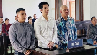 Gã côn đồ 3 tiền án bắn con nợ lĩnh 8 năm tù