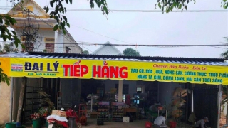 Giám đốc hợp tác xã cùng vợ chết trong tư thế treo cổ