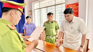 Vì sao Phó Chủ tịch UBND TP Long Xuyên bị bắt?