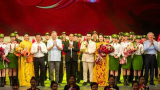 Hoành tráng và đong đầy cảm xúc tự hào, tin yêu