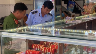 Phát hiện nhiều tiệm vàng vi phạm trong kinh doanh nữ trang