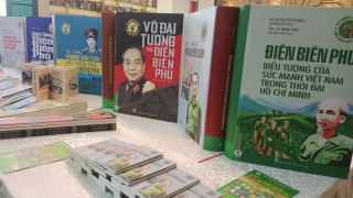 Bộ sách đồ sộ về chiến dịch Điện Biên Phủ: Chuẩn hóa nhiều tư liệu quý