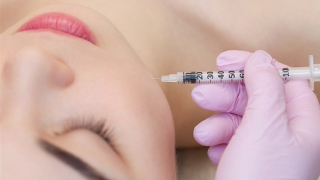 Tiêm filler làm đẹp, một thiếu phụ bị biến chứng nghiêm trọng