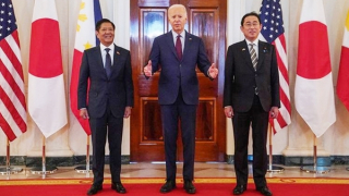 Mỹ dẫn đầu 4 nước tập trận ở Biển Đông