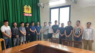 Triệt phá đường dây đánh bạc với tổng số tiền tham gia cá độ 100 tỷ đồng