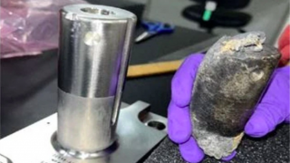 Rác từ trạm không gian rơi xuống nhà